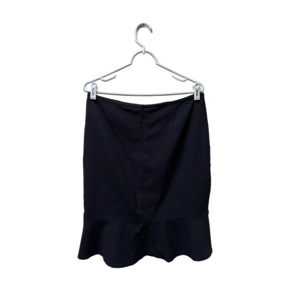 Calvin Klein Knee Length Black Skirt, Size 10, Pre-owned - Picture 2 of 4